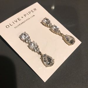 Olive + Piper Earrings. *BRAND NEW*